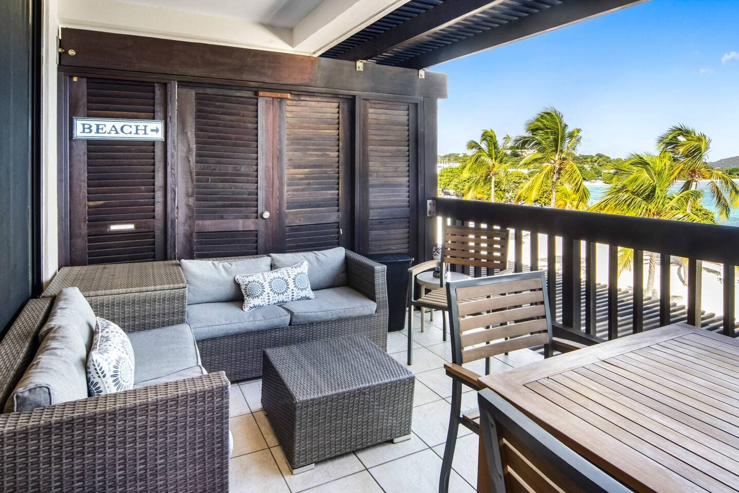 Upper balcony at Sapphire Beach Villa overlooking the beach